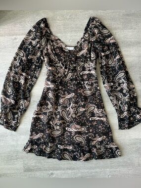 Olivia +James Boho Paisley Long-Sleeve V-Neck Mini Dress